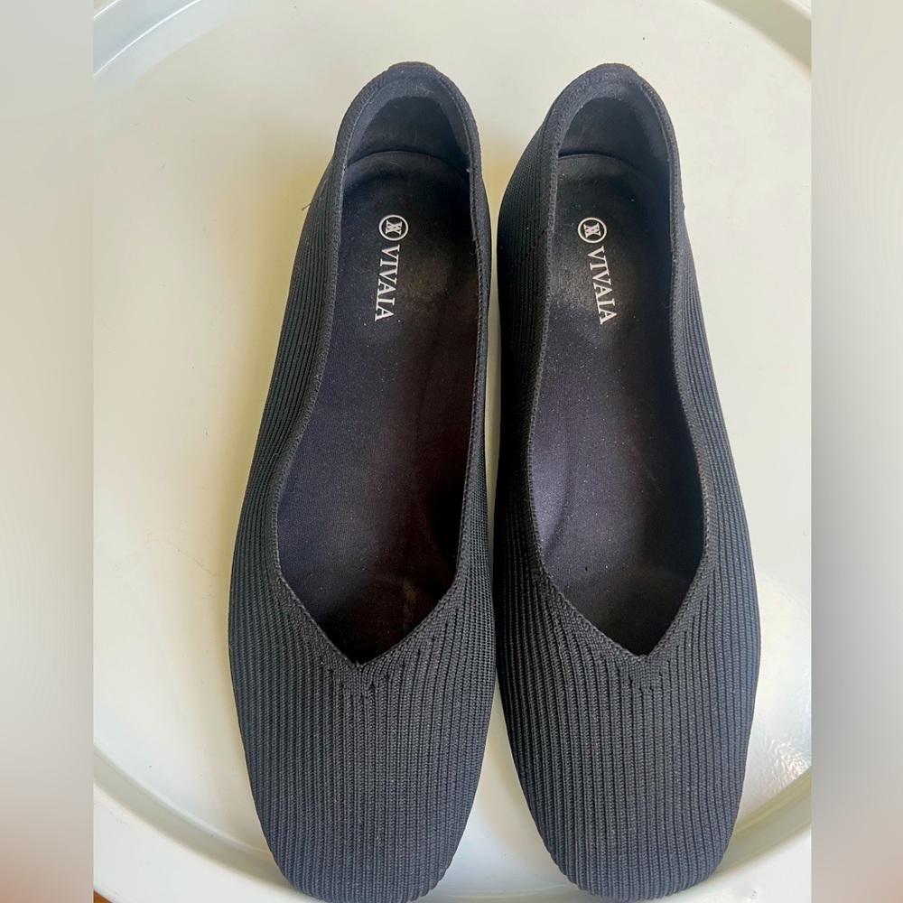 Vivaia Black Women’s Flats Size 41